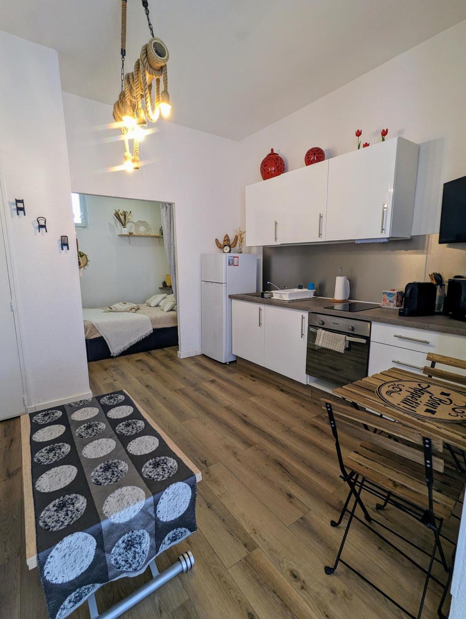 Appartement Cosy Proche Du Port Nice Exteriér fotografie